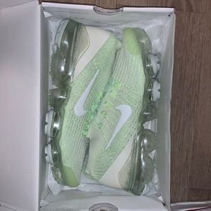 Women’s Vapormax Flyknit 3